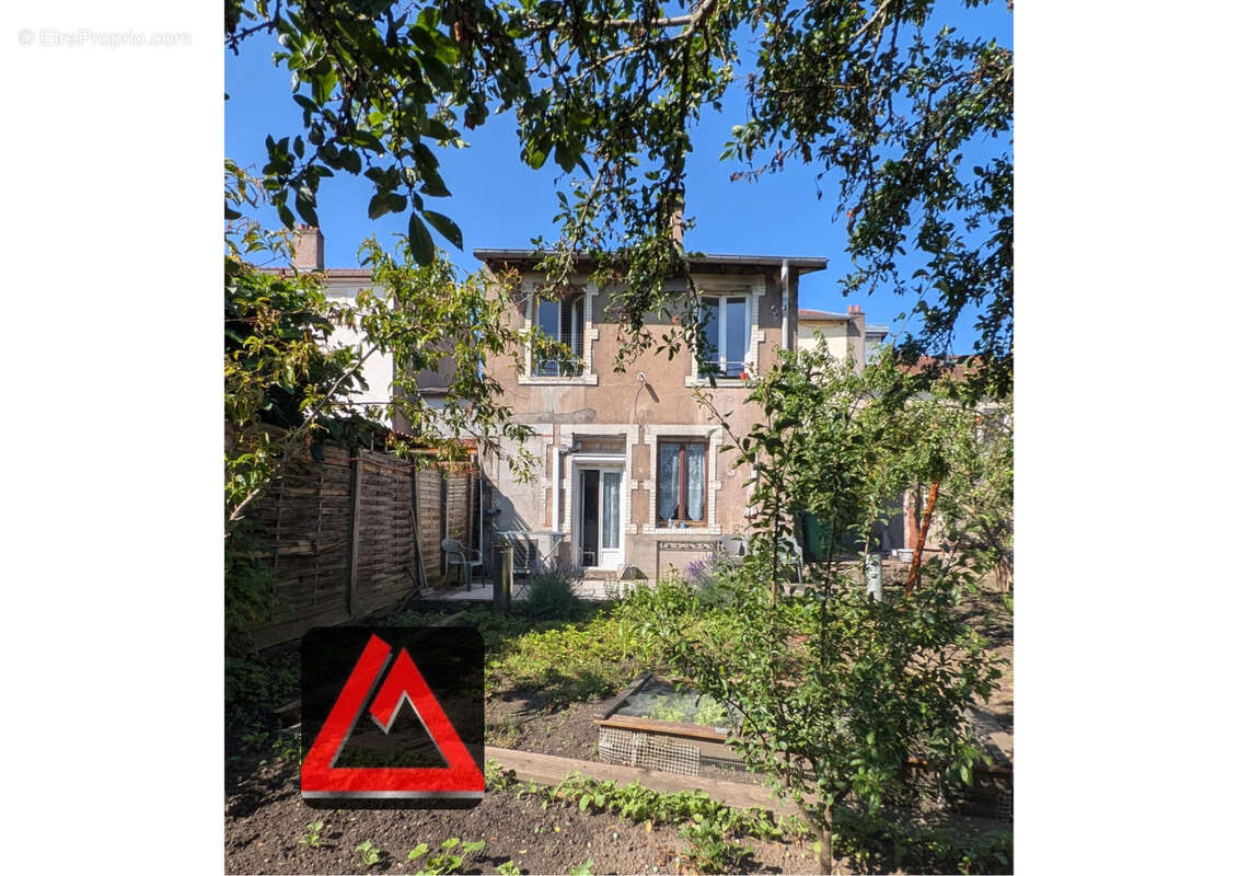 Appartement à JARVILLE-LA-MALGRANGE