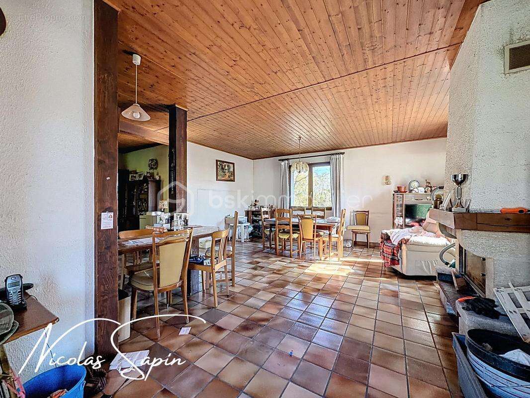 Maison à VARCES-ALLIERES-ET-RISSET