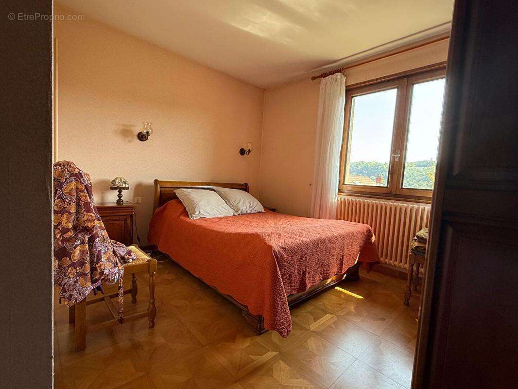 Maison à BELLEGARDE-SUR-VALSERINE