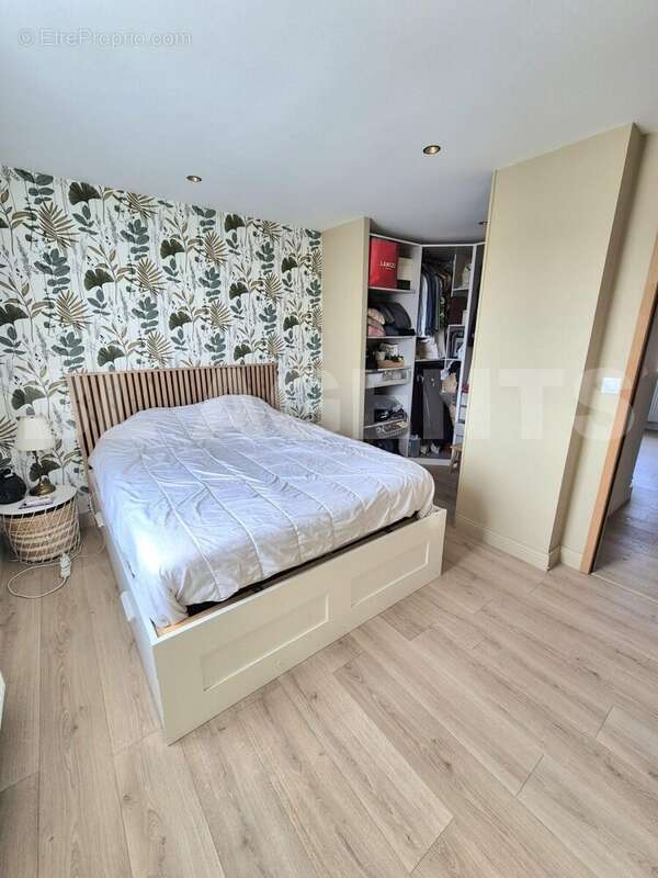 IMG-20251112-WA0021 - Maison à CHAUCONIN-NEUFMONTIERS