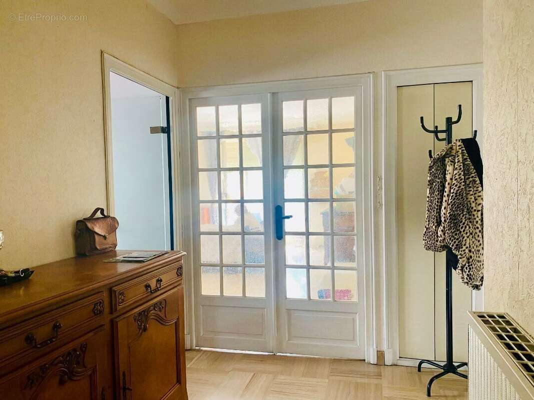 Appartement à NERIS-LES-BAINS