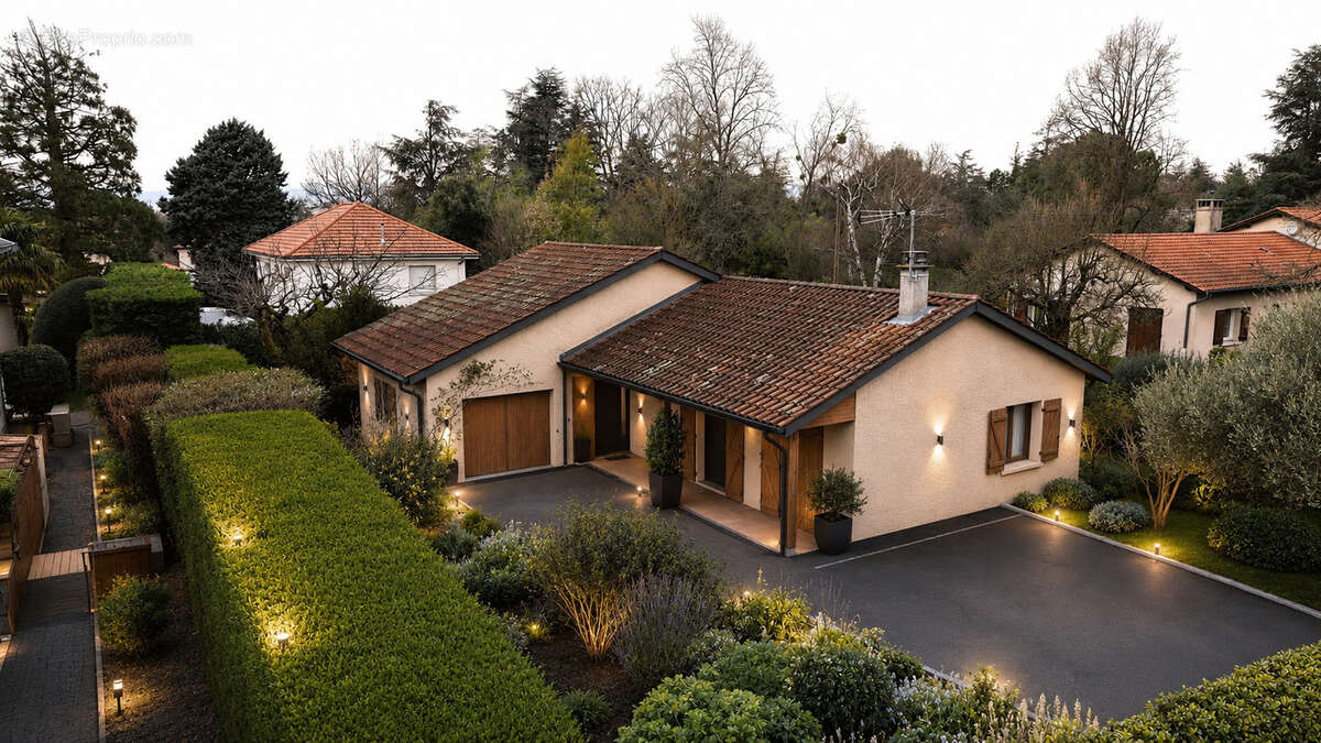 Maison à CHAPONOST