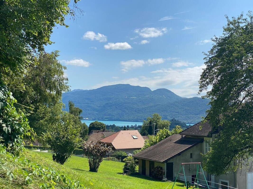 Terrain à CHINDRIEUX