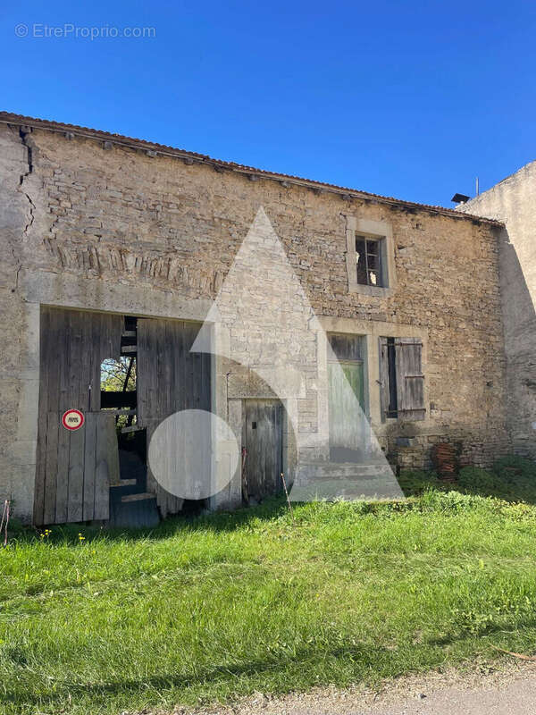 Terrain à AVRANVILLE