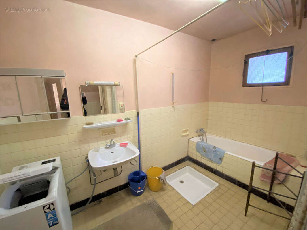 Maison à CHINDRIEUX