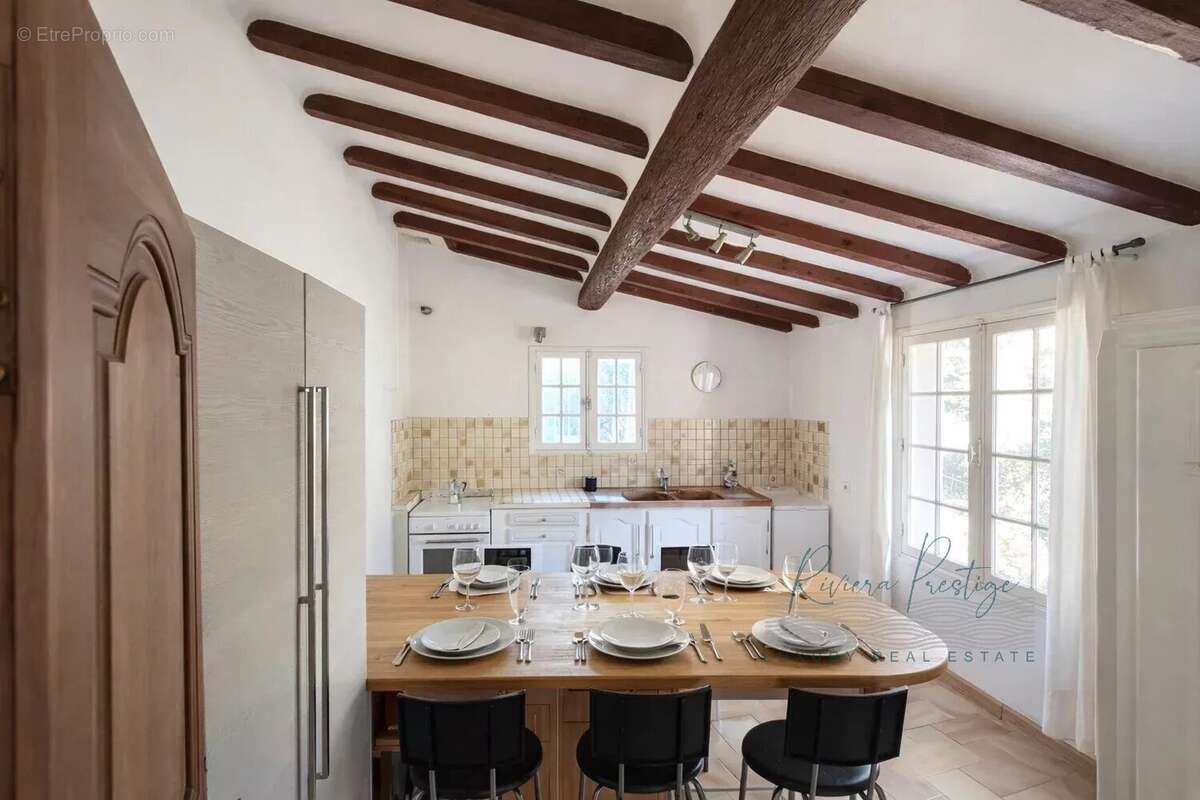Maison à GASSIN