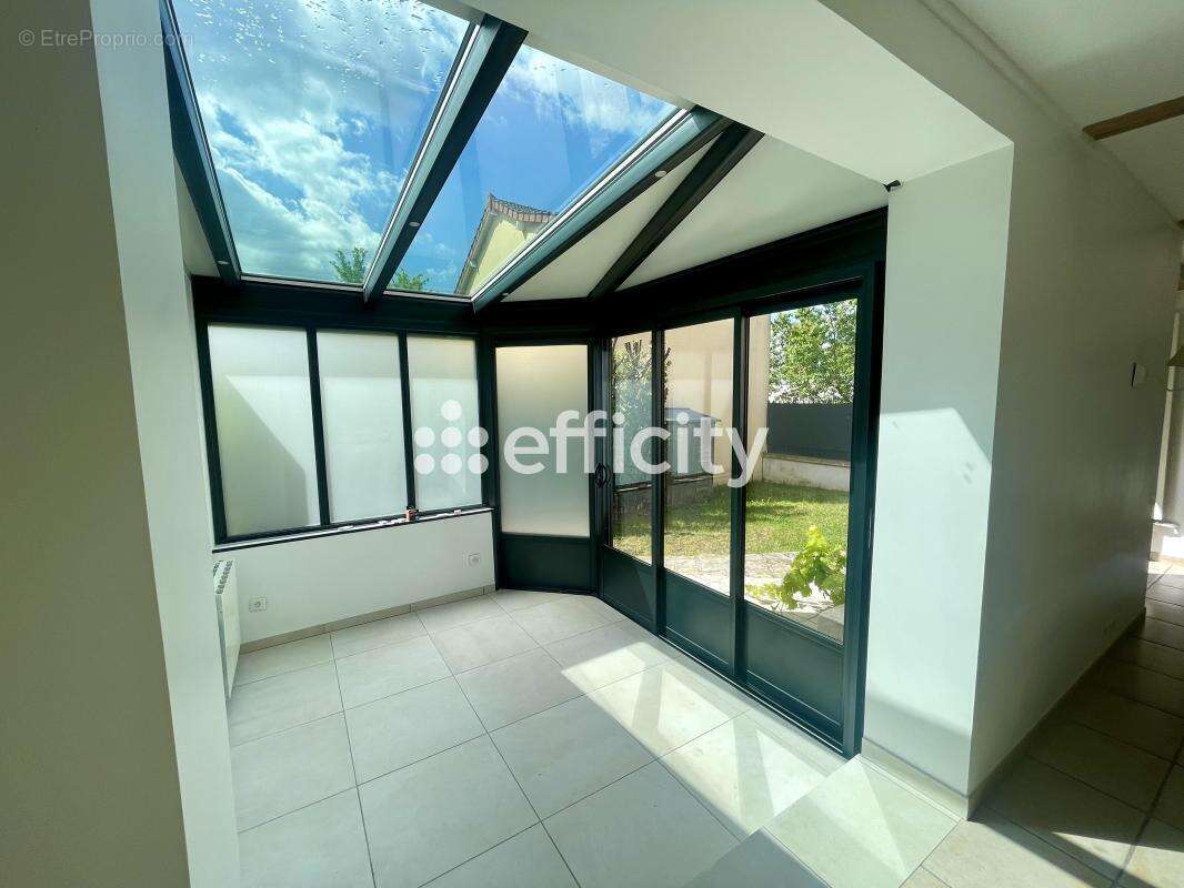 Maison à VIROFLAY