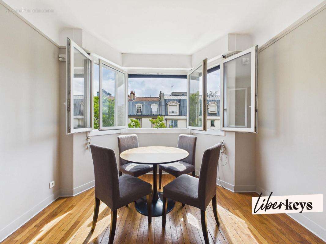 Charmant T2 traversant de 37 m² – Lumineux, au 5ᵉ étage avec ascenseur – Paris 11ᵉ (Voltaire) - photo 2