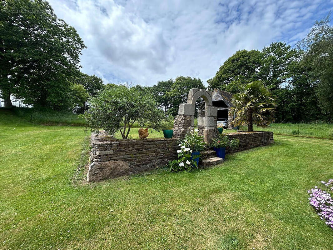 Maison à PLOUGONVEN