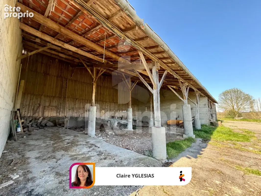 Corps de ferme et ses 5 logements et dépendances avec vue imprenable - photo 9