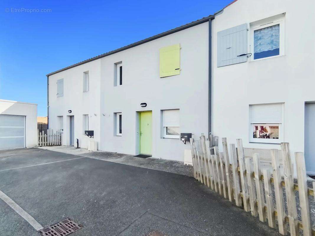 Maison à NIEUL-SUR-MER