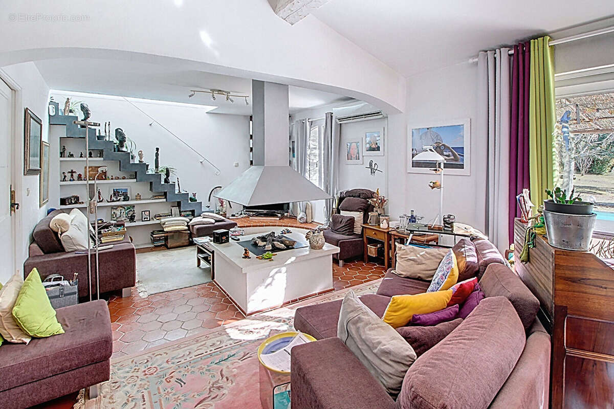Maison à TOURTOUR