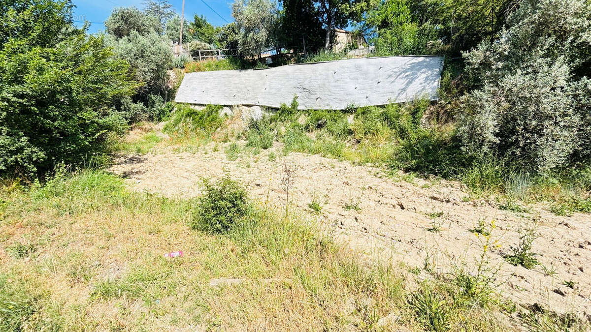 Terrain à FUVEAU