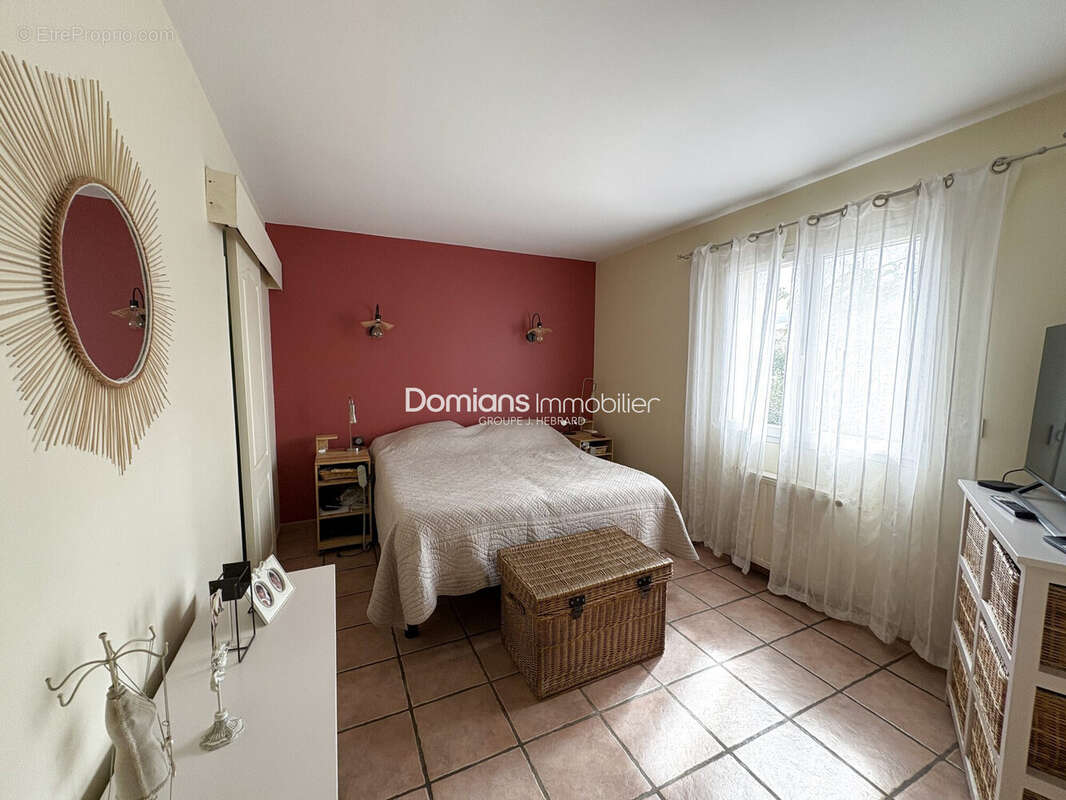 Maison 155 m² à Millas  - photo 8