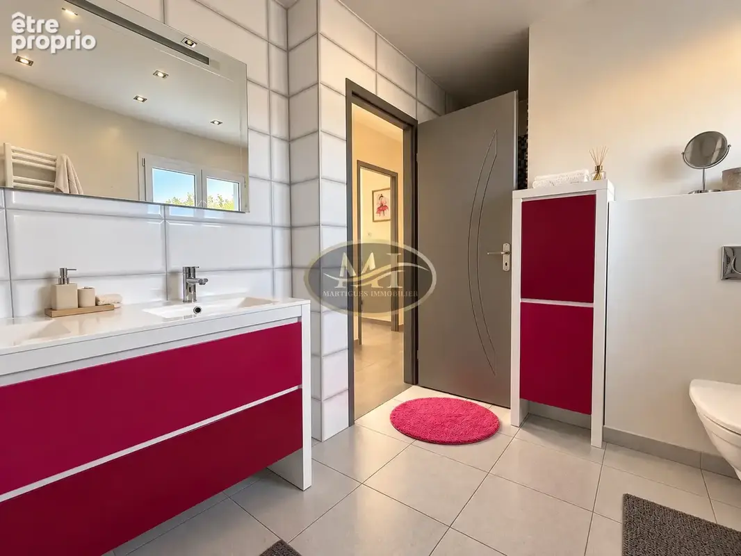 Maison contemporaine 175 m2   Piscine   Garage   Résidence sécurisée - photo 11