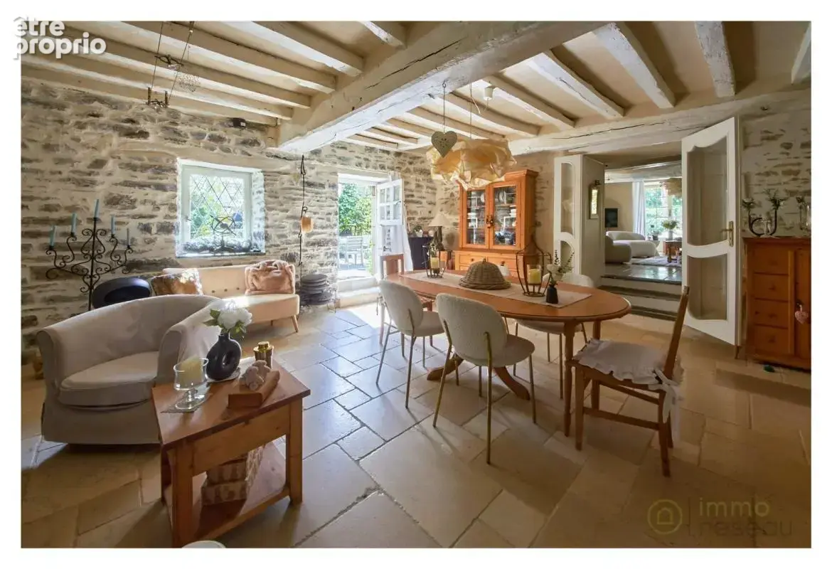 Maison 8 pièces 290 m² à vendre à Guipry (35480) - photo 5