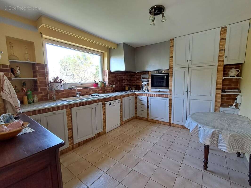 Maison à SAINT-PAUL-TROIS-CHATEAUX