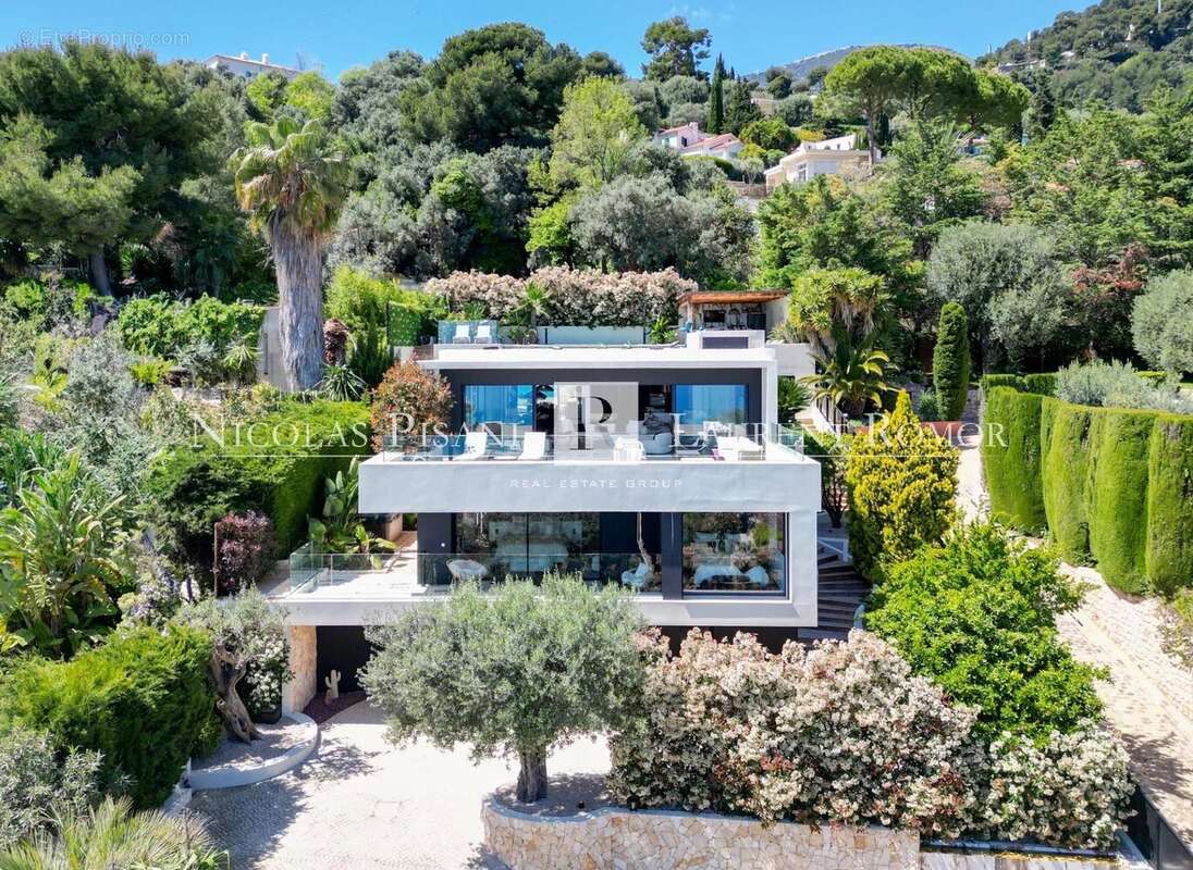 Maison à ROQUEBRUNE-CAP-MARTIN