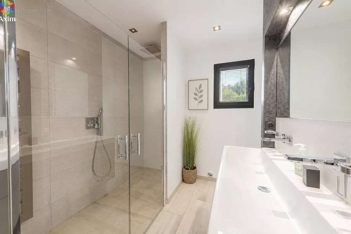 Villa contemporaine avec piscine, jacuzzi et appartement indépendant – Saint-Raphaël - photo 19