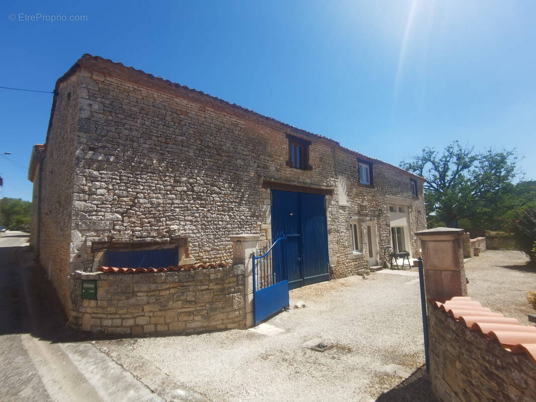 Maison à SAINT-MARY
