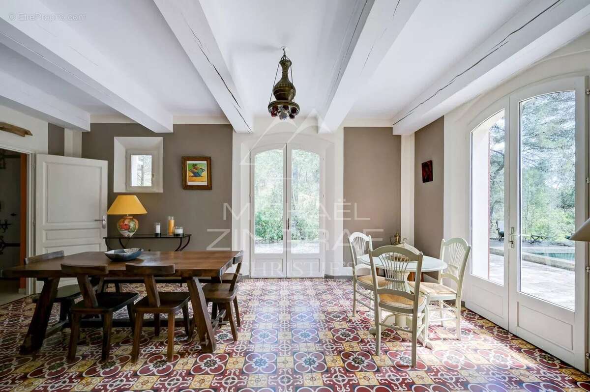 Maison à SAINT-MARC-JAUMEGARDE