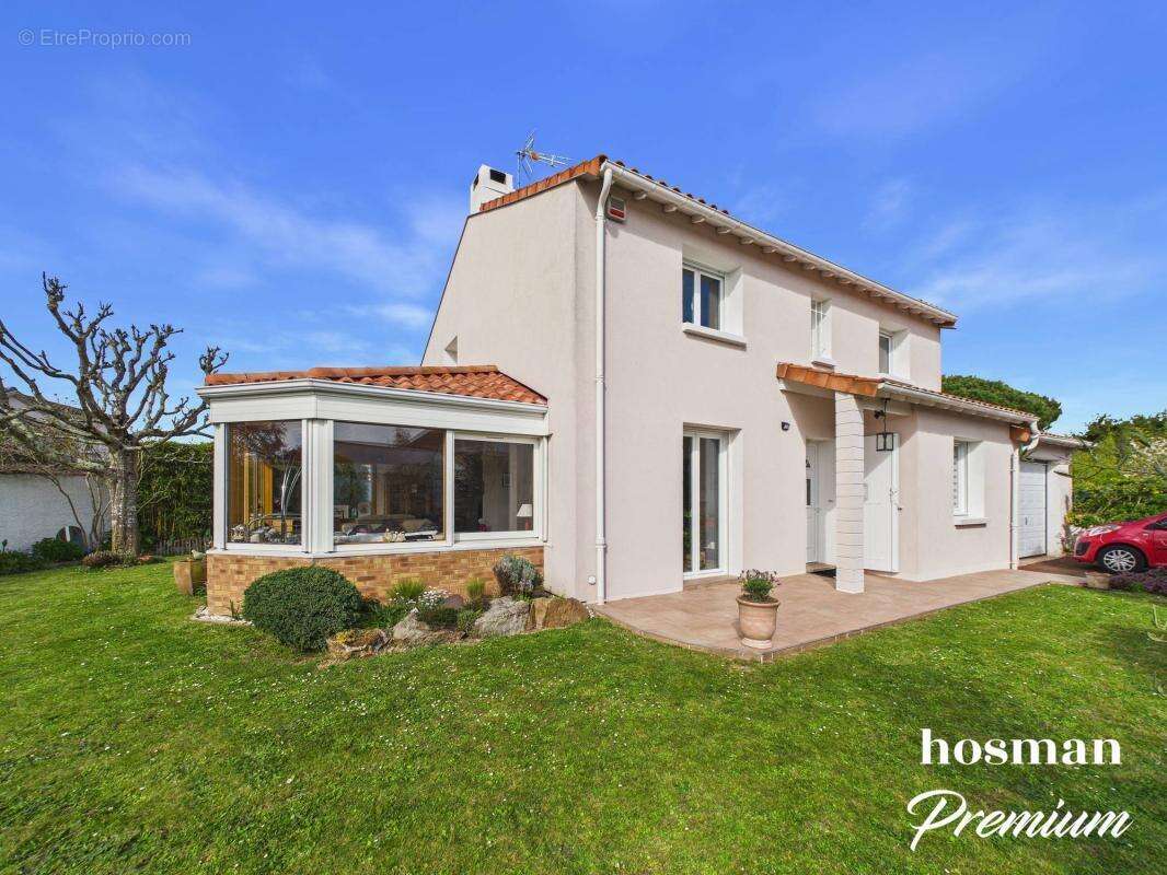 Maison à SAINT-SEBASTIEN-SUR-LOIRE