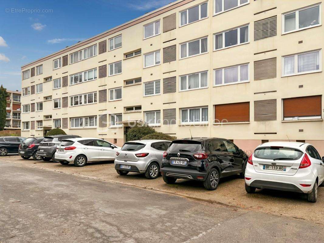 Appartement à SOISY-SUR-SEINE