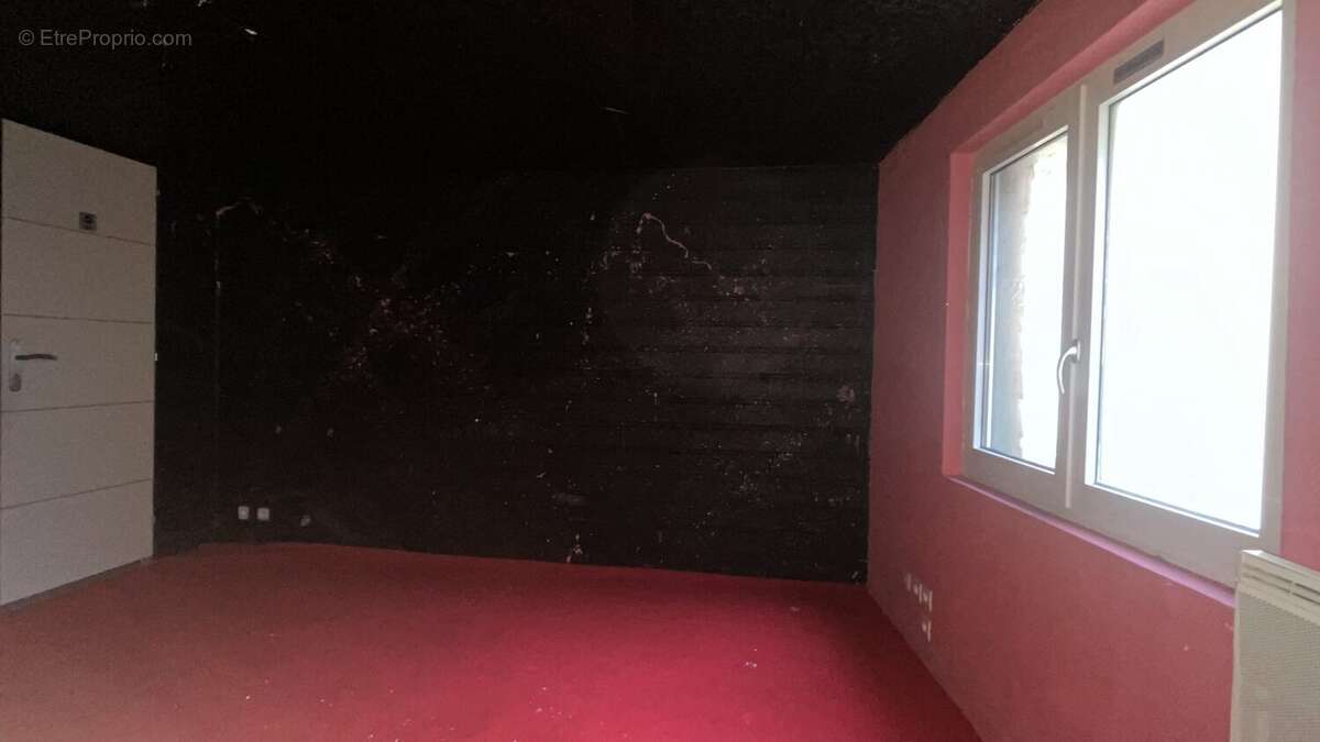 Commerce à DARNETAL