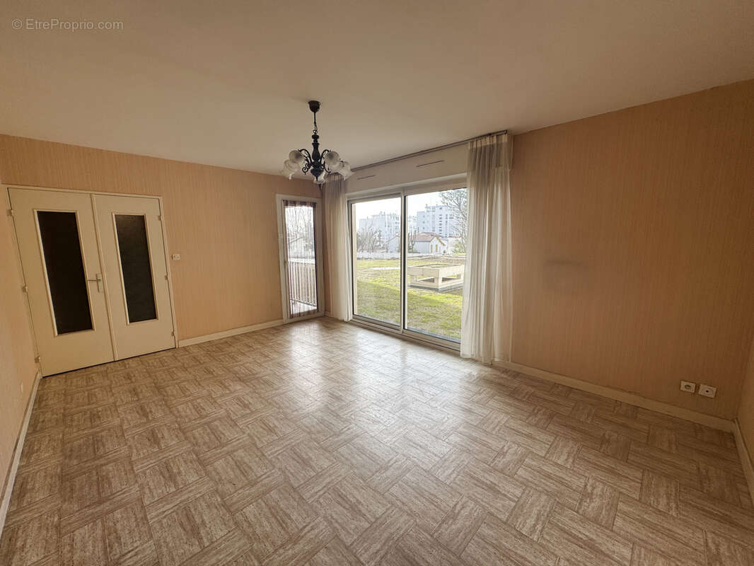 Appartement Royan, proche marché central - photo 2