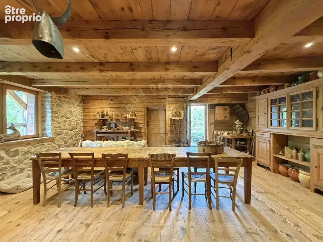 Ferme de caractère du XVIIIᵉ siècle – 330 m² – Thônes - photo 9