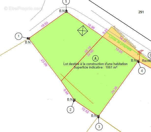 Photo 1 - Terrain à BELLOT