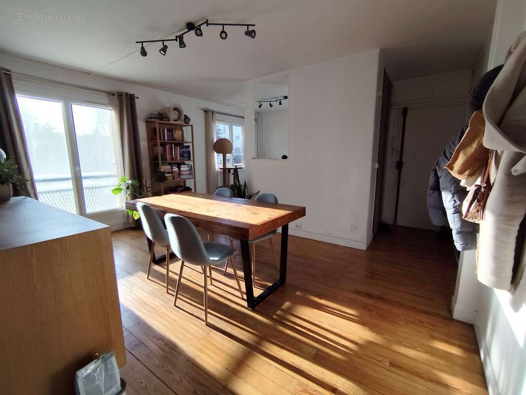 Appartement à MAISONS-ALFORT