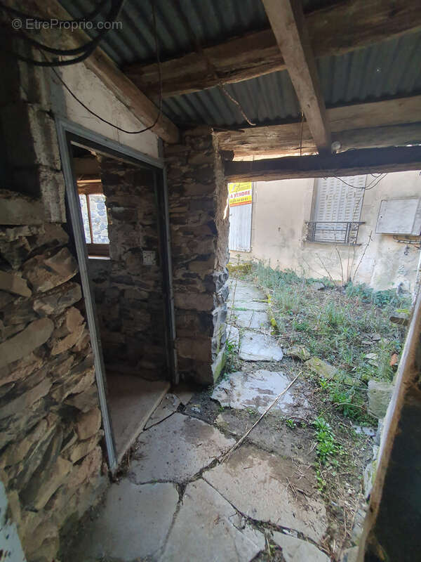 Maison de village au coeur du faubourg - photo 4