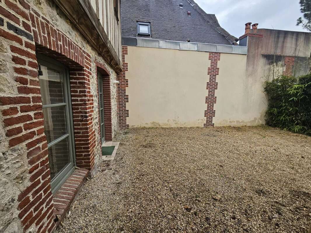 Maison à VILLERVILLE