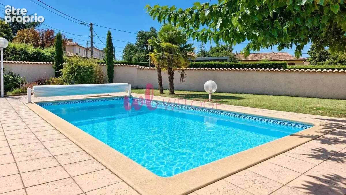 Chaponost – Une maison familiale avec piscine, à quelques minutes à pied du centre - photo 3