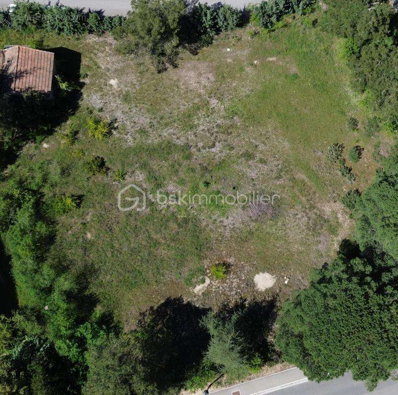 Terrain à CHARLEVAL