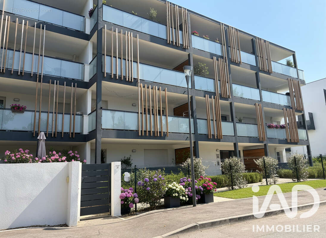 Appartement 33 m² à Marseille-11e  - photo 2