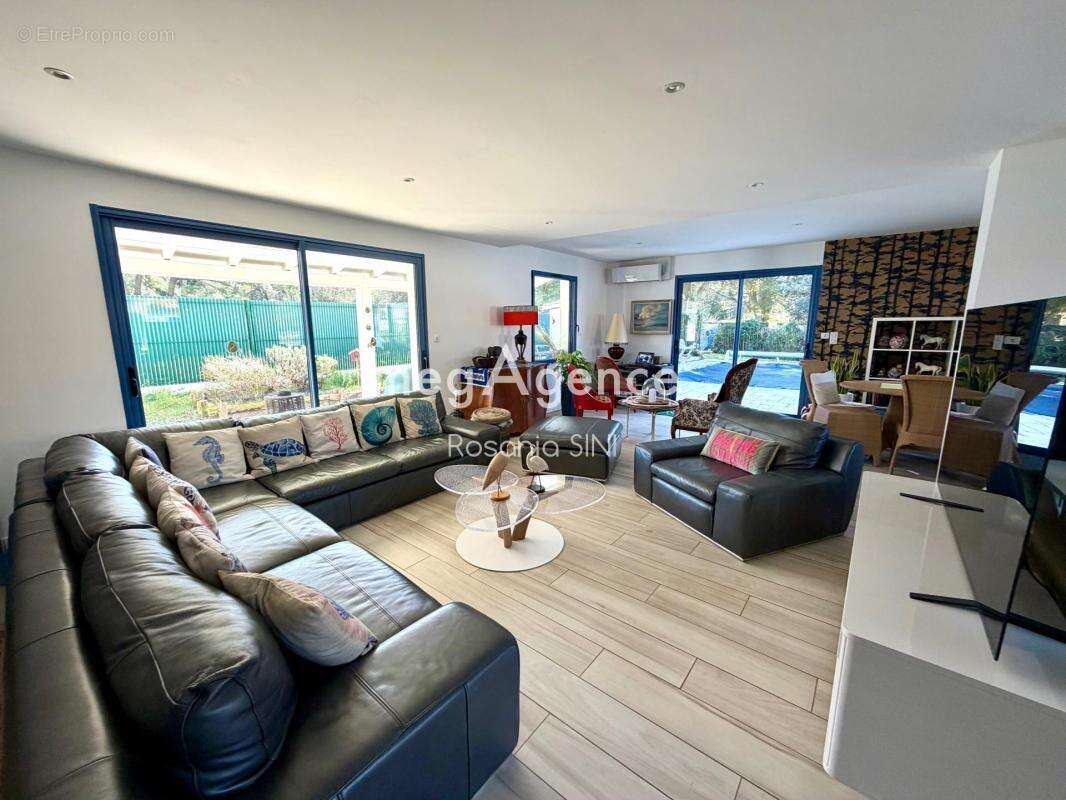 Maison à LONGEVILLE-SUR-MER