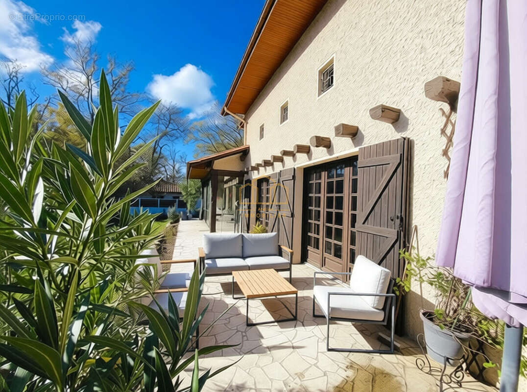 Maison avec garage et grand jardin à vendre à Gujan-Mestras - photo 5
