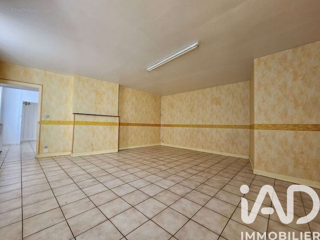 Maison 54 m² à Montfort-Le-Gesnois  - photo 6