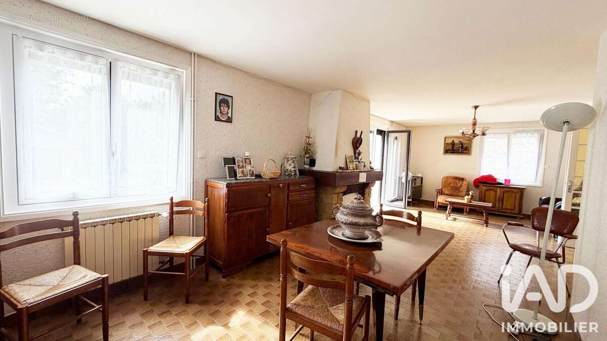 Photo 5 - Maison à CHASPINHAC