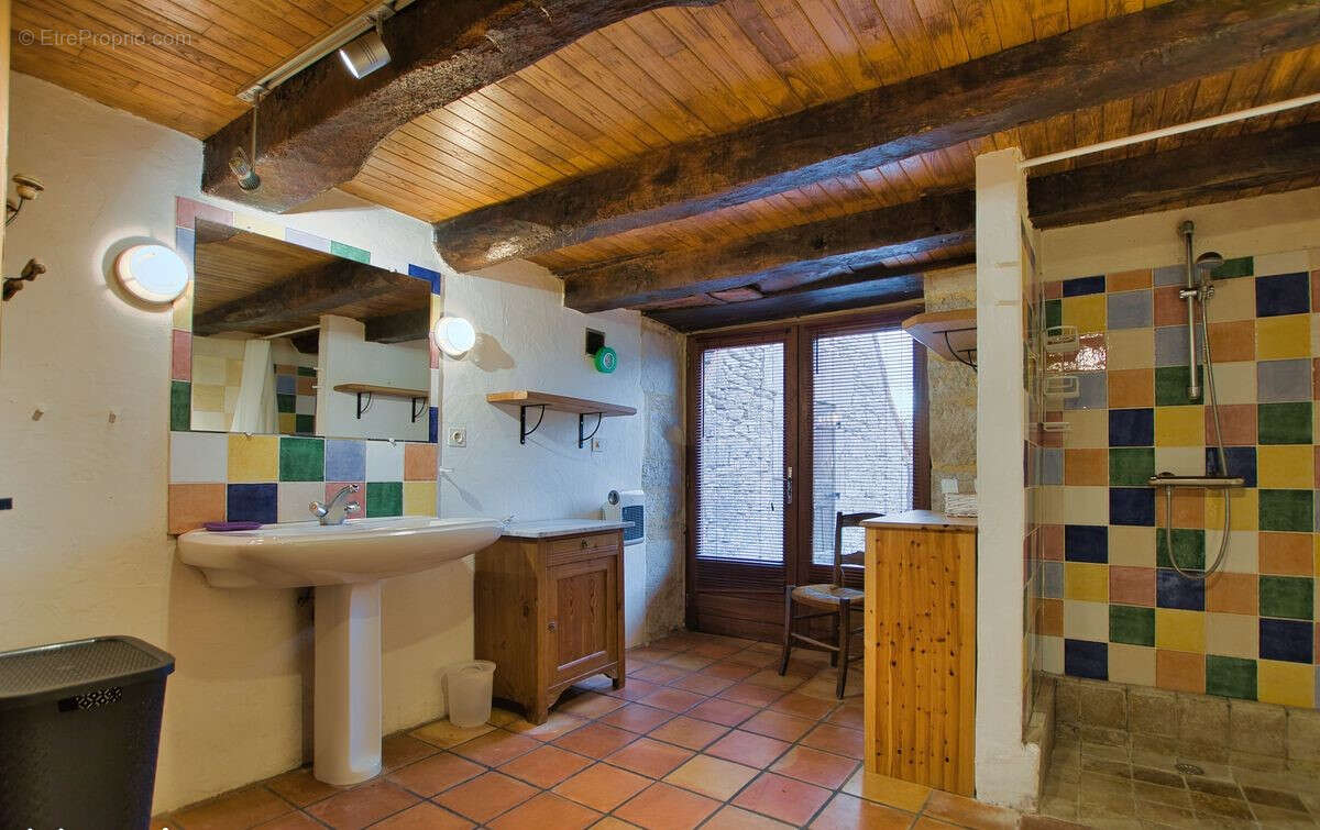 Maison à QUISSAC