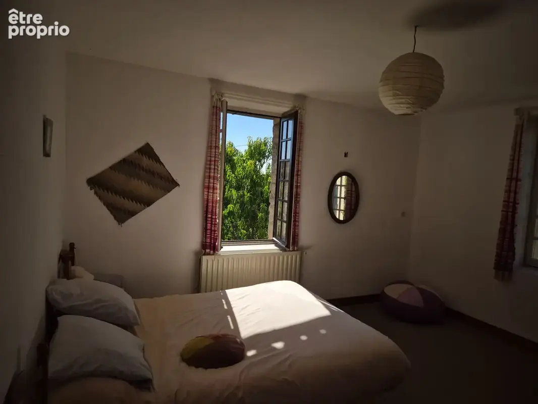 Corps de Ferme de 340 m2, avec plusieurs maisons indépendantes et 200 m2 de dépendances - photo 76