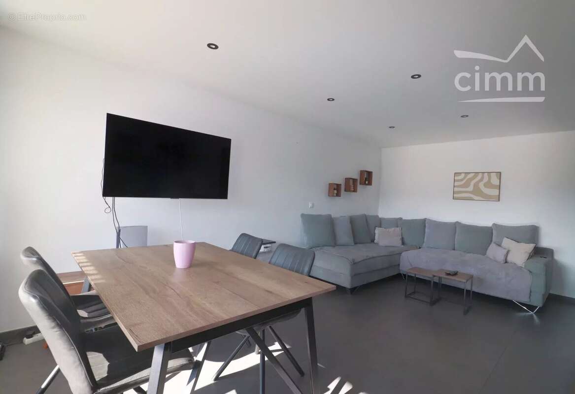 Appartement à LA RAVOIRE