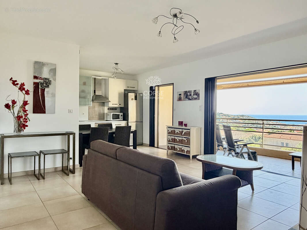 Superbe appartement 4 pieces, dernier etage, vue mer, terrasses - 20110 propriano - photo 5