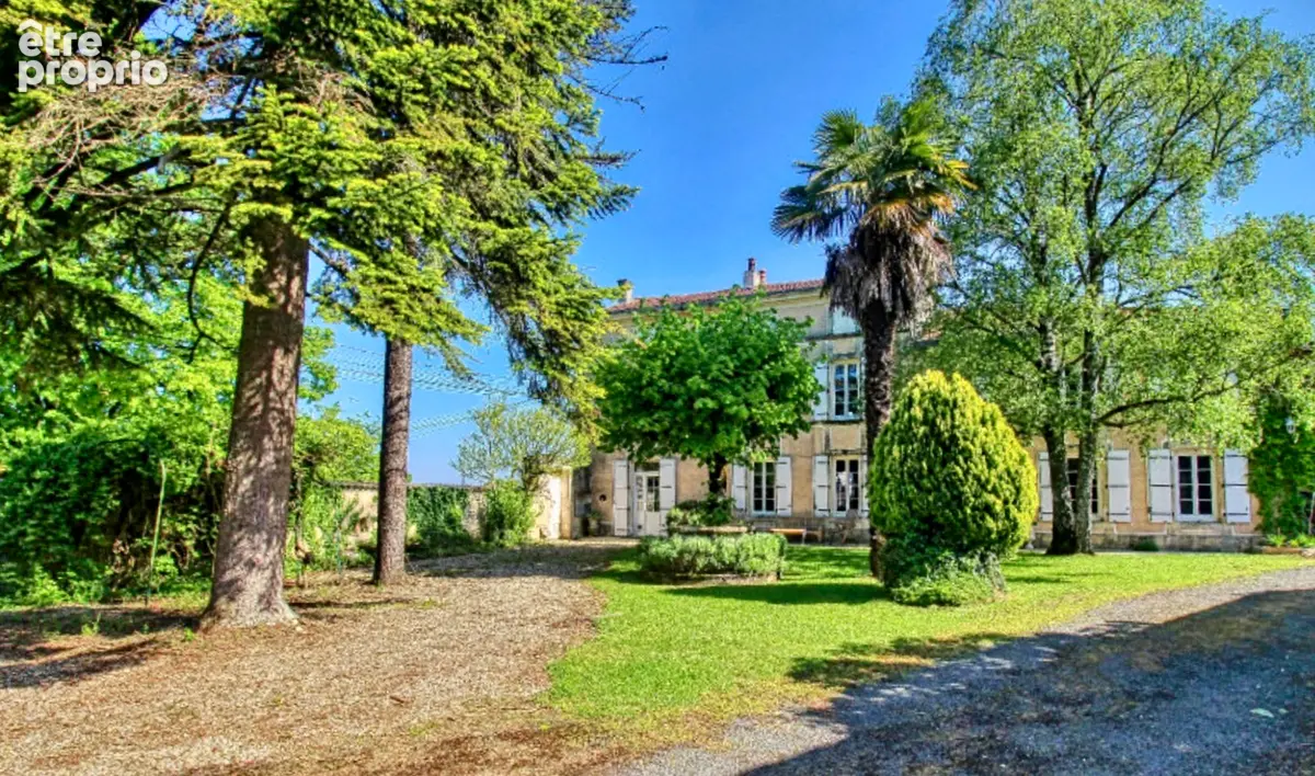 Manoir + 4 gîtes et piscine - photo 1