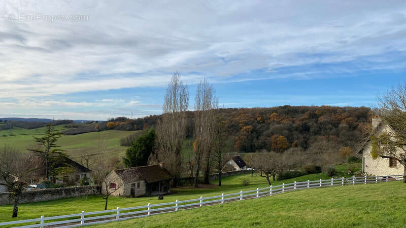 Appartement à ANNAY-LA-COTE