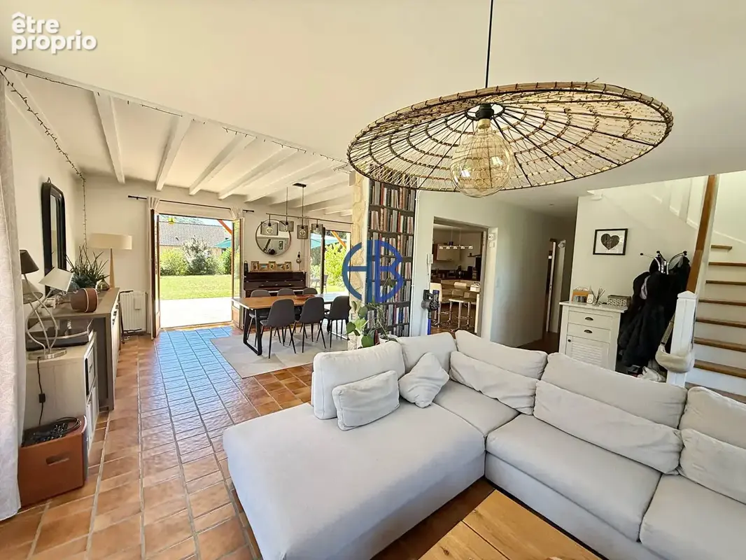 Maison 5 chambres de 161 m2+sous-sol complet +piscine - photo 3
