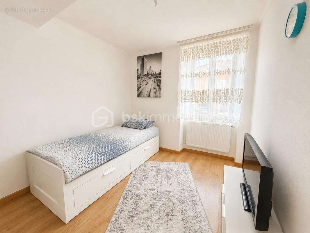 Maison avec deux appartements – Terrain 993 m² – Idéal famille, investissement ou projet locatif - photo 16