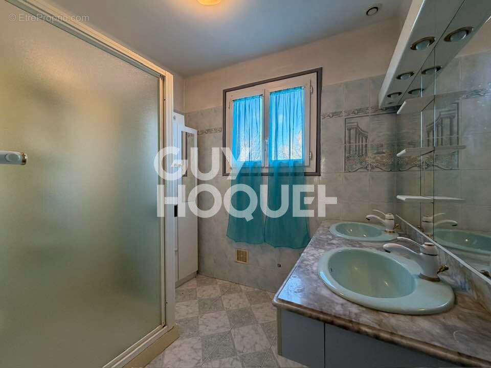 Appartement à LE THOR